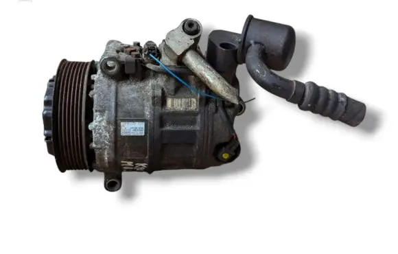 Mercedes-Benz C W203 Air conditioning (A/C) compressor (pump) A0012304511