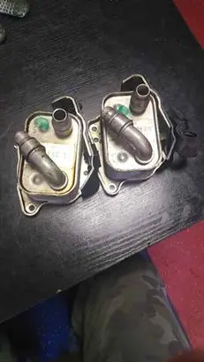Engine oil radiator