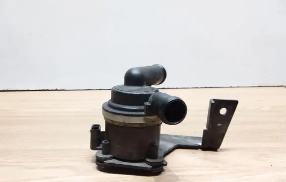 Audi A4 S4 B8 8K Electric auxiliary coolant/water pump 03L965561A