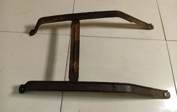 Honda Civic Fuel tank mounting bracket
