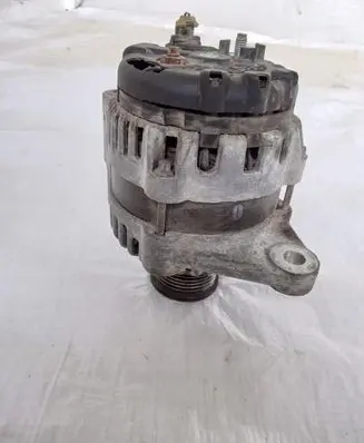 Opel Insignia A Generator/alternator 13502583