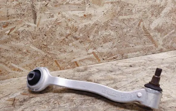 Mercedes-Benz S AMG W220 Front control arm A2203331405