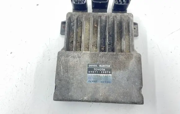 Toyota Corolla Verso AR10 Fuel injection control unit/module 8987120070 1310001371