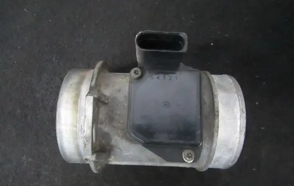 Audi A6 S6 C5 4B Mass air flow meter 059906461G AFH70-25F