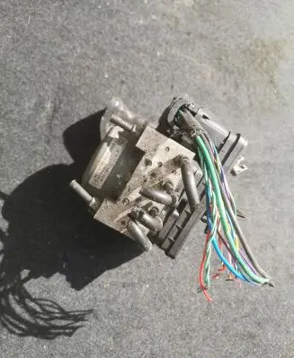 Mazda CX-5 ABS Pump K011437A0