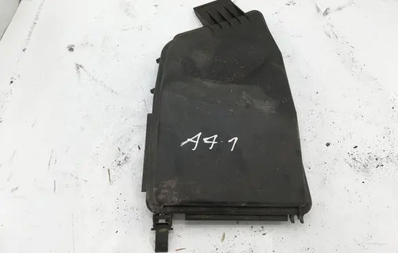 Mercedes-Benz C W203 Fuse box cover 2035450203