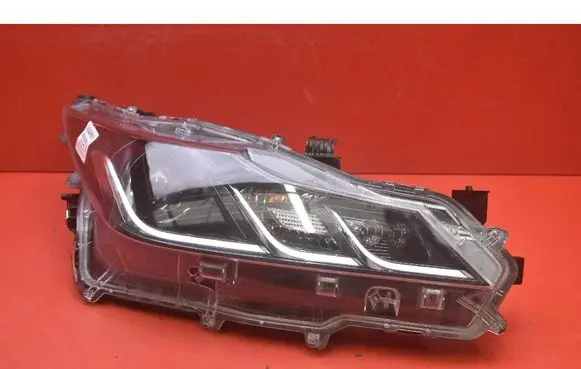 Toyota Corolla E10 Headlight/headlamp 81110-02T31-00