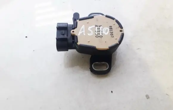 Renault Koleos I Throttle valve position sensor 90880 AT300