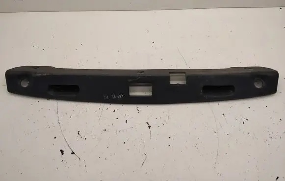 Tailgate trim