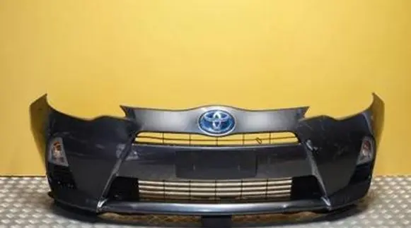 Toyota Prius c Front bumper 52119-52620