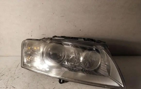 Audi A8 S8 D3 4E Headlight/headlamp 4E0941004