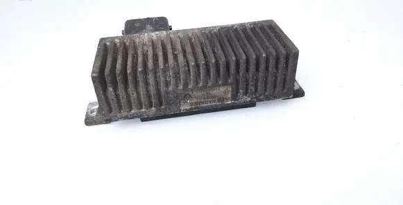 Renault Master III Glow plug pre-heat relay 8200558438A