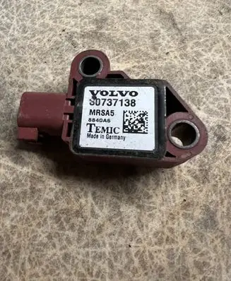 Volvo C30 Airbag deployment crash/impact sensor 30737138 8840A6