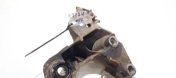 Skoda Superb B5 (3U) Engine mounting bracket 8e0199352n