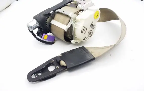 Audi Q7 4L Front seatbelt 4L1857706A 33061121