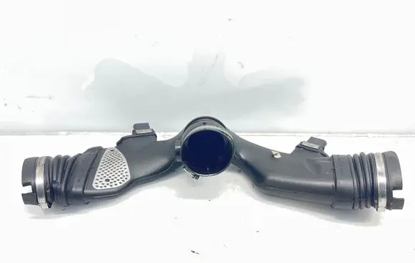 Mercedes-Benz ML W164 Turbo air intake inlet pipe/hose A6420943497