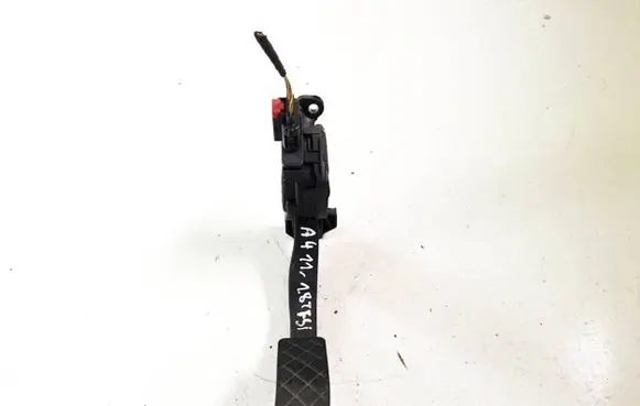 Audi A4 S4 B8 8K Accelerator throttle pedal 8K1723523 18102010 6PV00950501