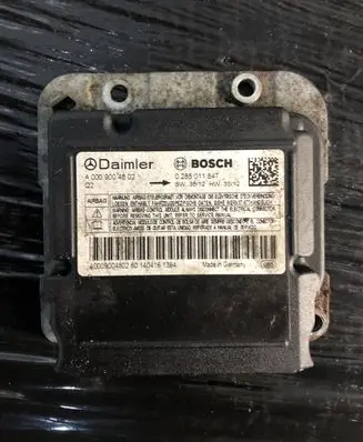 Mercedes-Benz Sprinter W906 Airbag control unit/module A0009004802