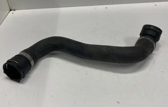 BMW 5 E60 E61 Engine coolant pipe/hose 7789742