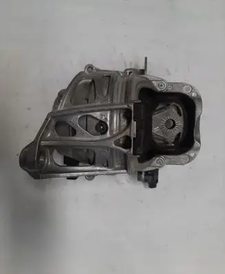 Audi A8 S8 D5 Engine mount bracket 4M0199255R