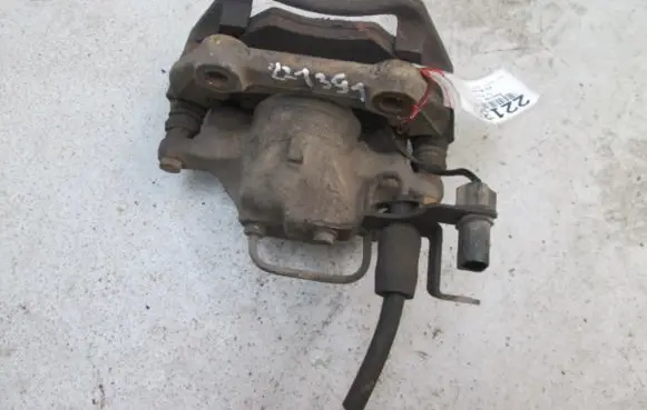 Volkswagen PASSAT B5 Front brake caliper