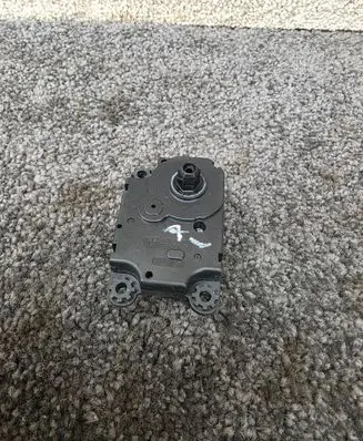 Citroen Berlingo Air flap motor/actuator A21201700 HAD36001A 080824