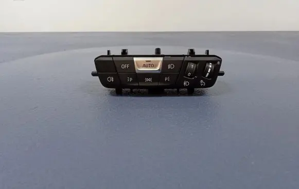 BMW 1 F40 Light switch 5A16AB5