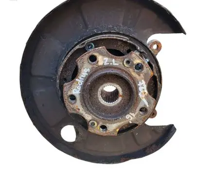 SsangYong Rodius Rear wheel hub spindle/knuckle 