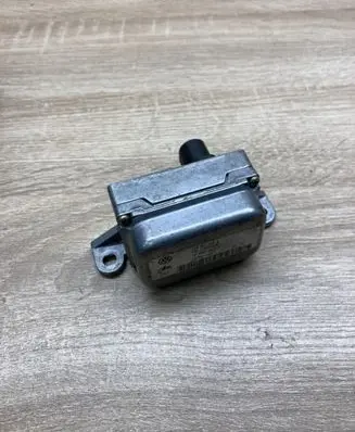 Volkswagen Touran I ESP acceleration yaw rate sensor 1K0907655B