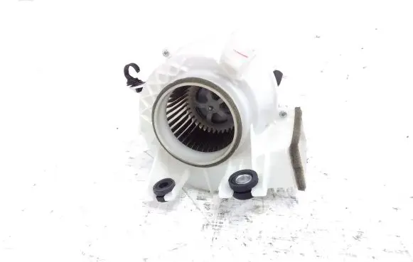 Lexus CT 200H Hybrid/electric vehicle battery fan G923076010 1173004812