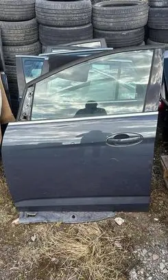 Ford C-MAX II Front door 