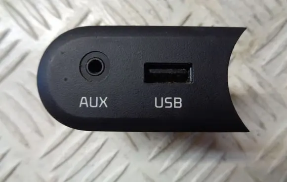 KIA Ceed USB socket connector 96120A2100
