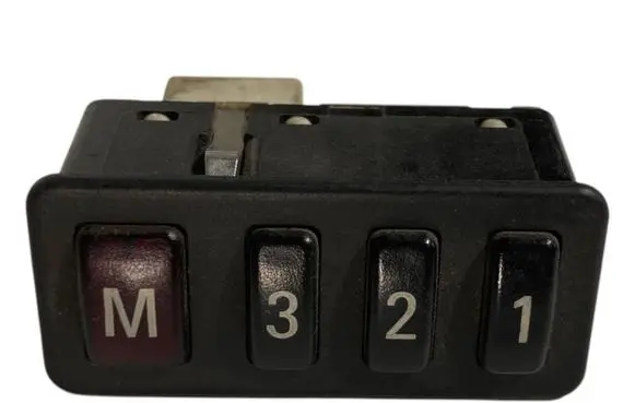 BMW 5 E39 Seat control switch 8352160
