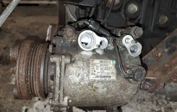 Mitsubishi Lancer Air conditioning (A/C) compressor (pump) mn185570 msc90ca