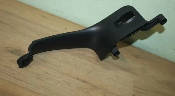 Audi A4 S4 B7 8E 8H Front door interior handle trim 8E2867161A