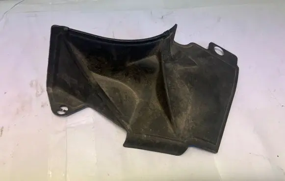 Audi A5 Other engine bay part 8W0806583C