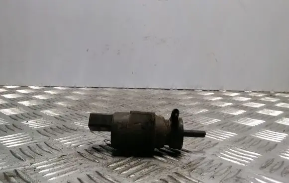 Audi A6 S6 C6 4F Windscreen/windshield washer pump 1J5955651