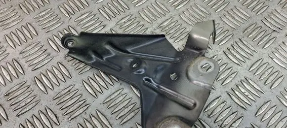 BMW X2 F39 Fender mounting bracket 7431006