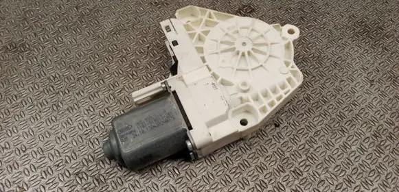 Skoda Superb B6 (3T) Rear door window regulator motor 8K0959812A