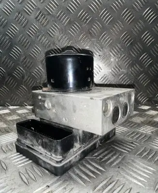 Volvo XC90 ABS Pump P08671225 109941 10020403674