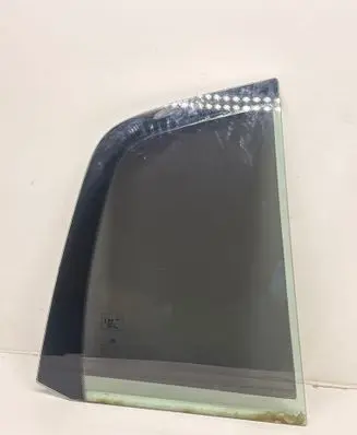 Volkswagen Golf Plus Rear side window DOT24M68AS2 E000255
