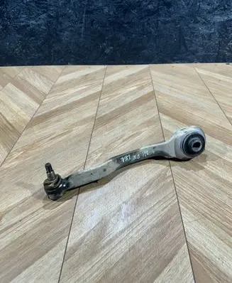 Mercedes-Benz E W211 Front lower control arm/wishbone 
