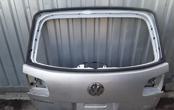 Volkswagen Touareg I Tailgate/trunk/boot lid