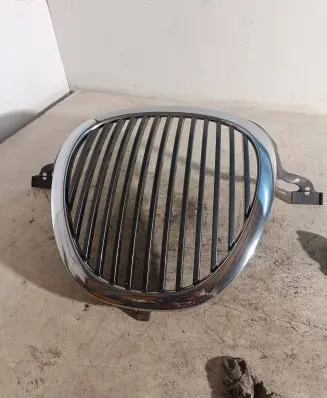 Jaguar S-Type Front grill XR838A100AA BPCS86804 XR838A153AA