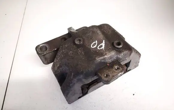 Skoda Octavia Mk1 (1U) Engine mount bracket 1j0199262bf