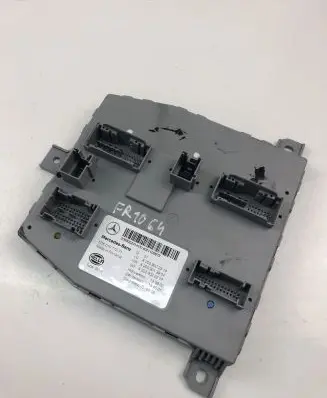 Mercedes-Benz C W205 Central body control module A2059002314