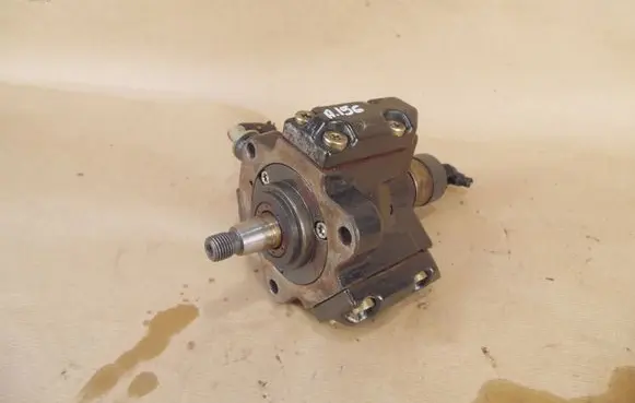 Alfa Romeo 156 Fuel injection high pressure pump 0445010071 B03492 2198136