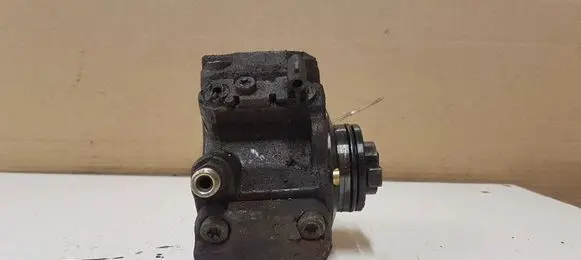 Opel Corsa C Fuel injection high pressure pump 0445010092 A1204385276