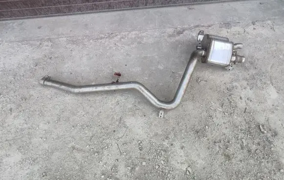 Maserati Levante Muffler/silencer 670157995