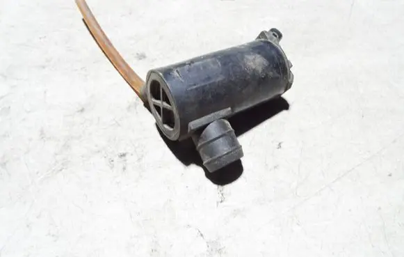 Hyundai Sonata Windscreen/windshield washer pump